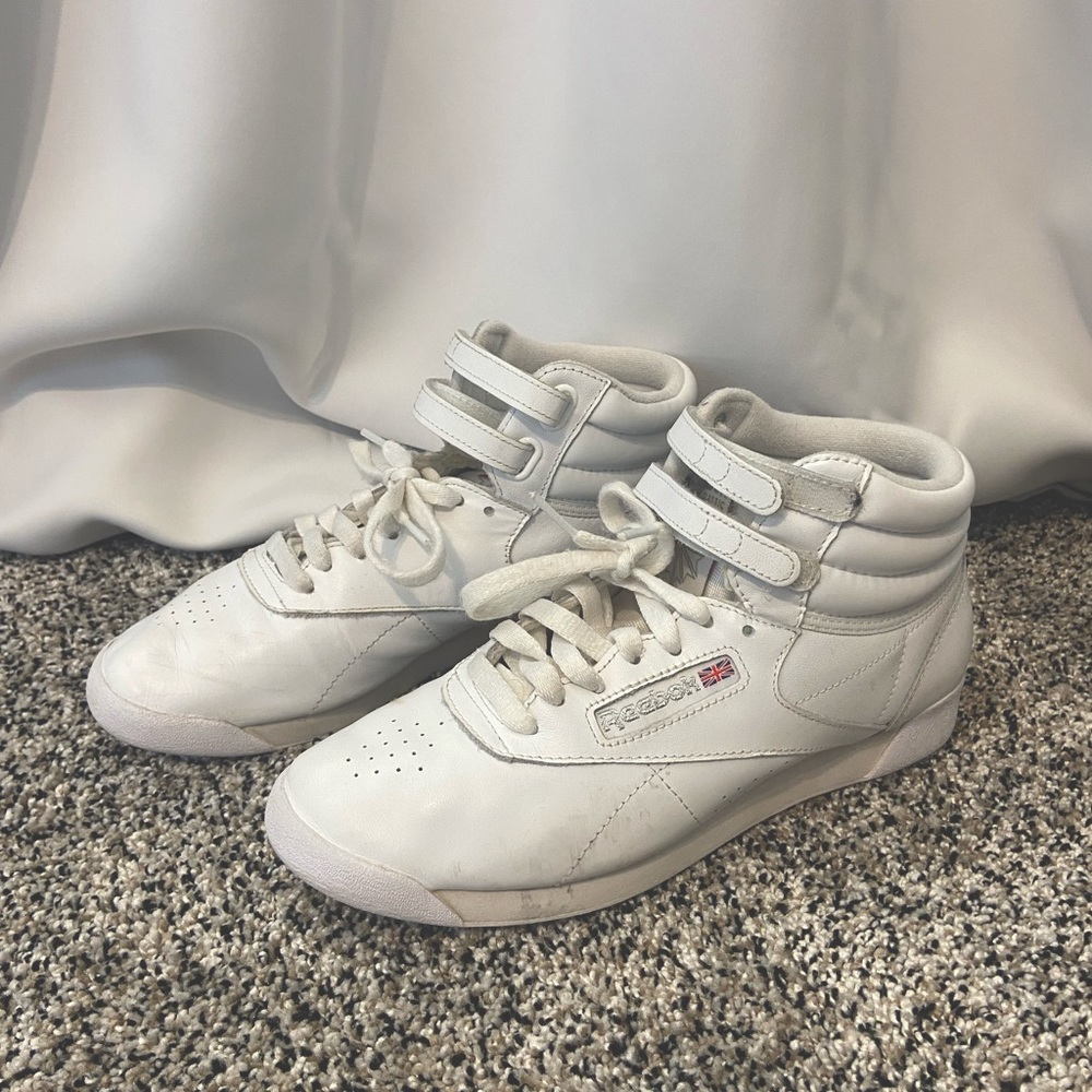 COPY - COPY - Reebok women’s white shoes, size USA 8, size UK 5 1/2